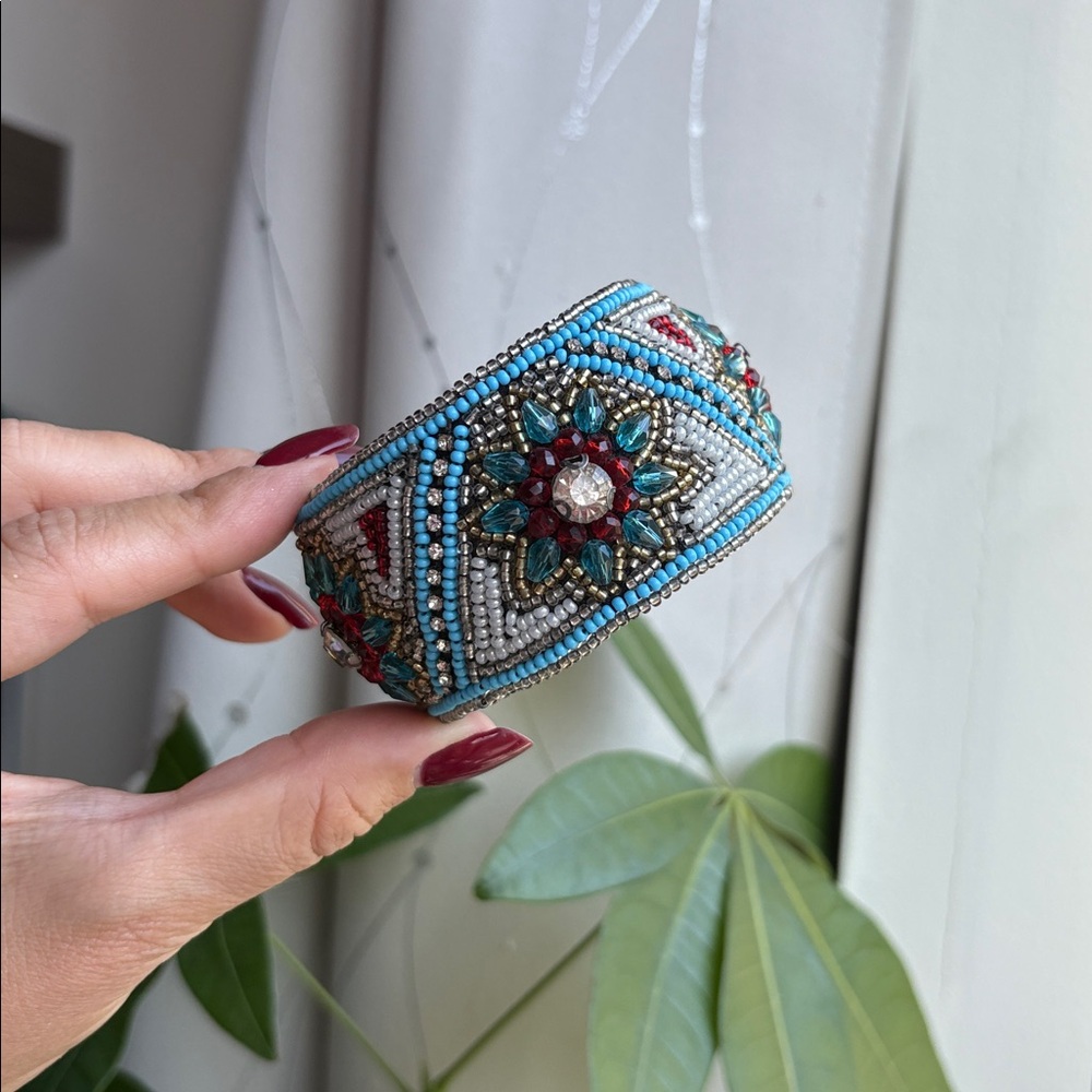 Elegant Beaded Cuff Bracelet - Blue and Red